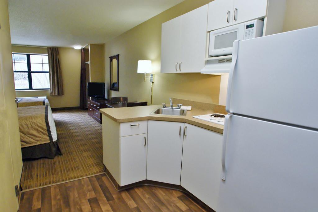 Extended Stay America Suites - Los Angeles - Northridge Exterior foto
